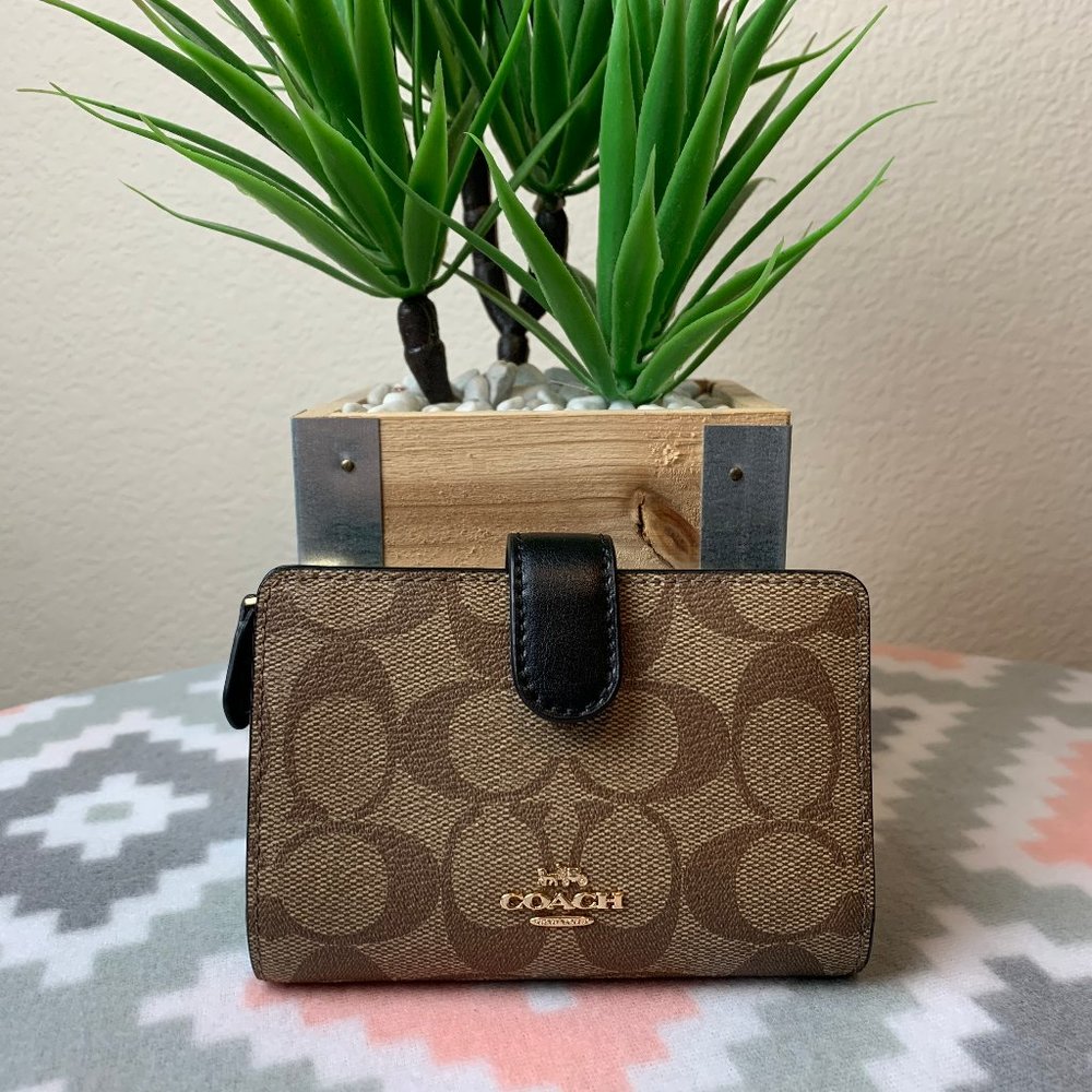 Coach PVC Signature Medium Corner Zip Wallet
